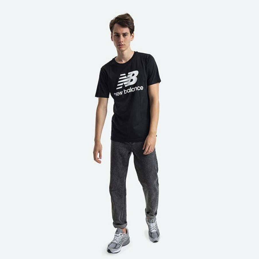 * Best Sellers T-Shirt New Balance Essentials Stacked Logo T Bk Mt01575Bk | Mens T-Shirts